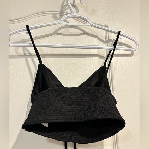 Black spaghetti strap tank from Oak and Fort - Picture 3 of 3